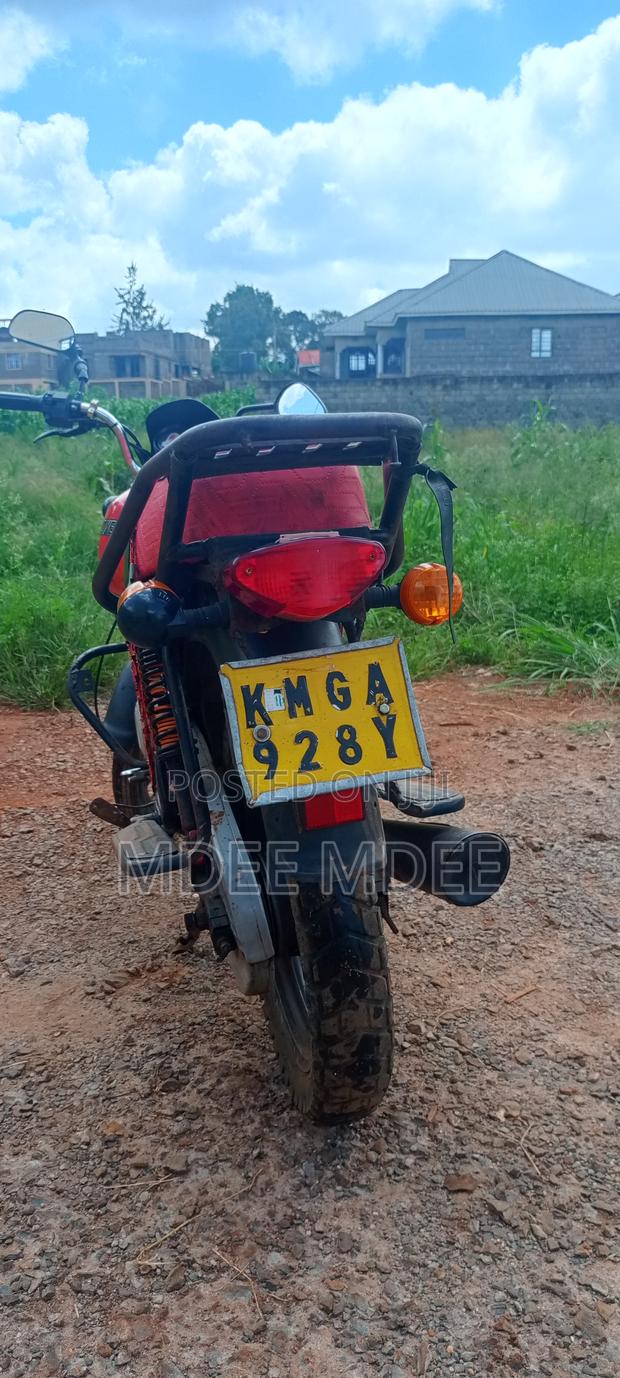 Bajaj Boxer 150 UG 2022 Red