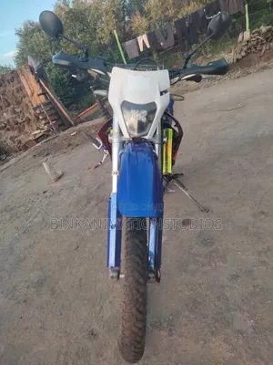 Yamaha 2002 Blue