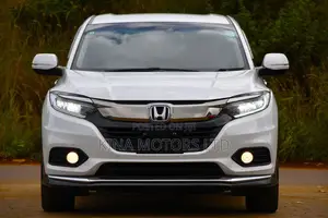 Honda Vezel 1.5 Hybrid 2WD 2019 Pearl