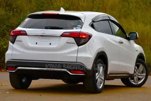 Honda Vezel 1.5 Hybrid 2WD 2019 Pearl