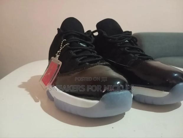 Jordan 11 Lows - thumbnail 10
