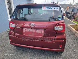 Toyota Passo 2019 Red