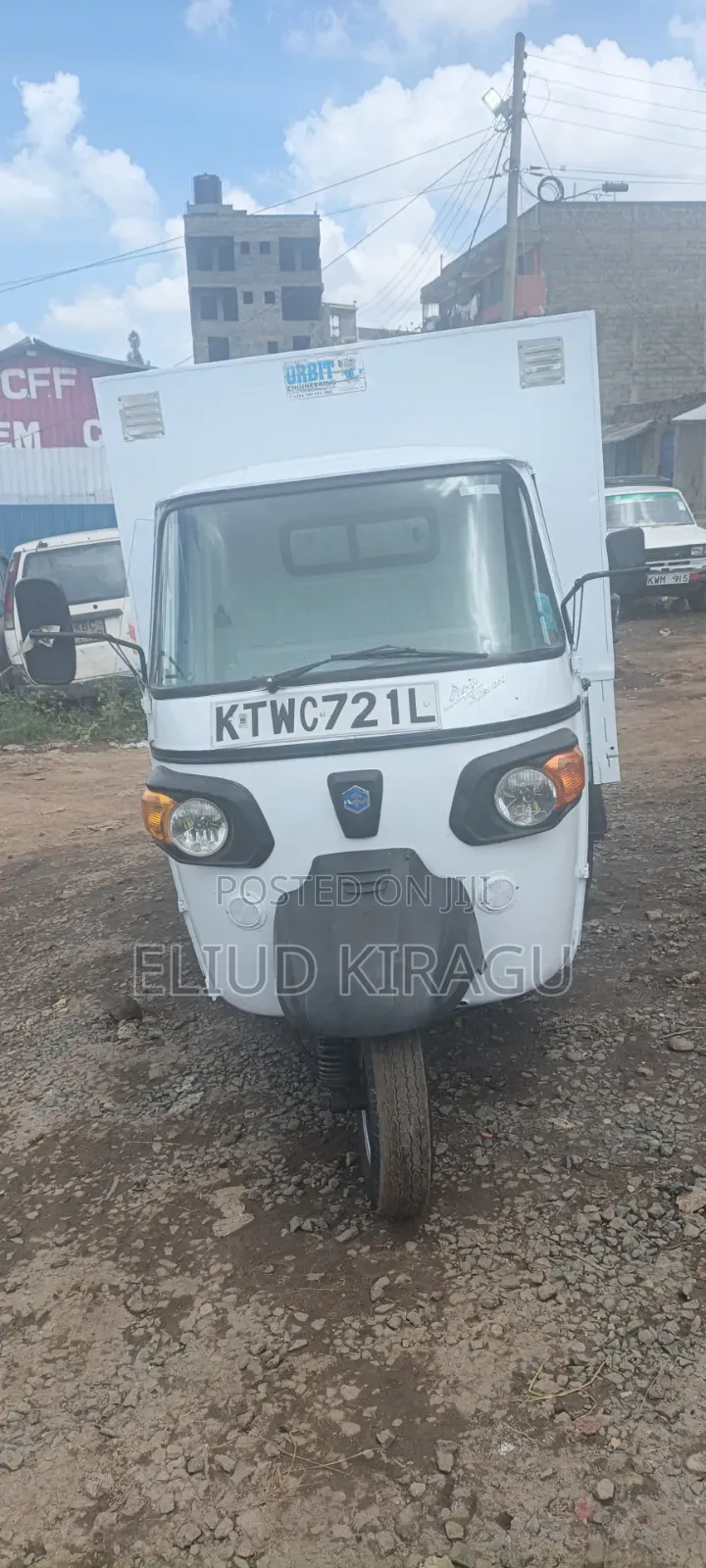 Piaggio 2024 White