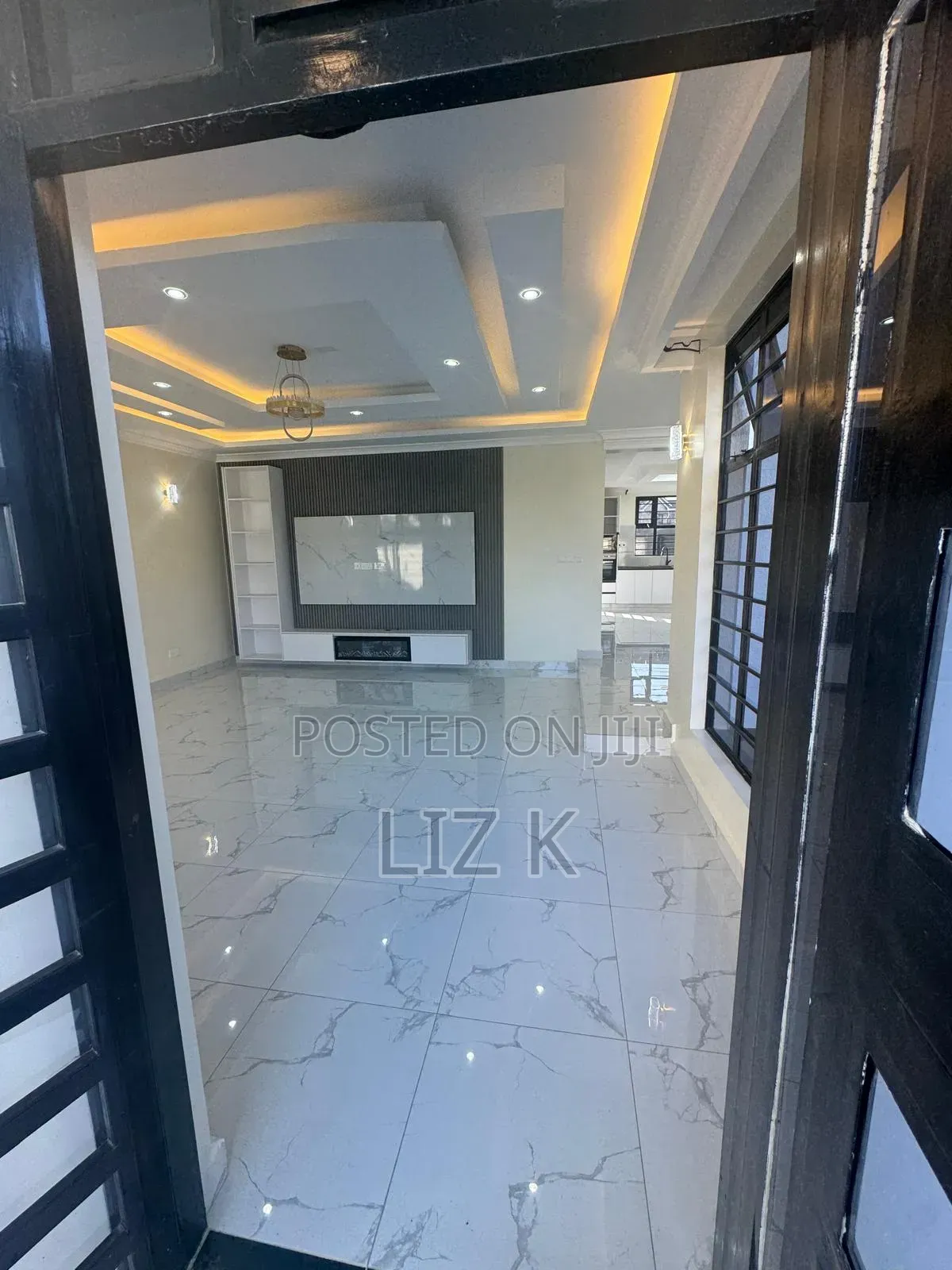5bdrm Maisonette in Kamakis for sale