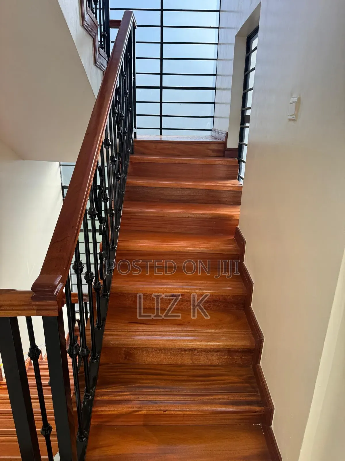 5bdrm Maisonette in Kamakis for sale