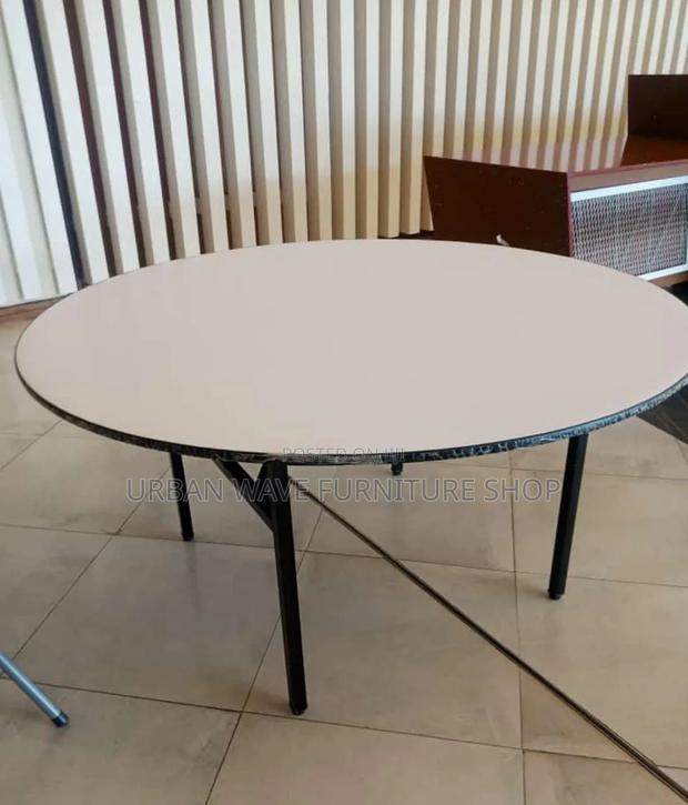 Heavy Duty Conference Round Table - main view