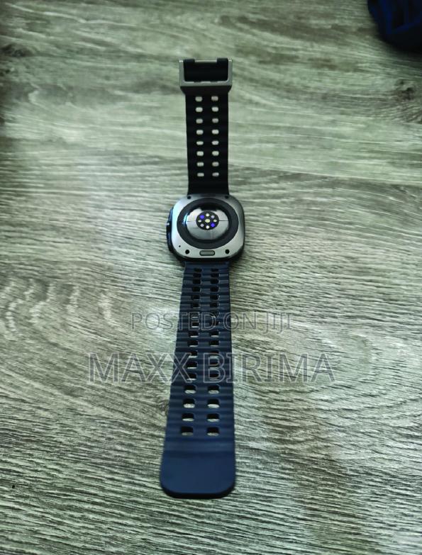 Samsung Galaxy Watch Ultra - Titanium Silver (47mm) - thumbnail 2