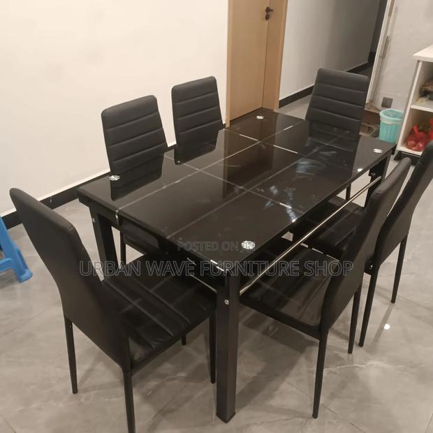 Black Top Glass Family Dinner - main view