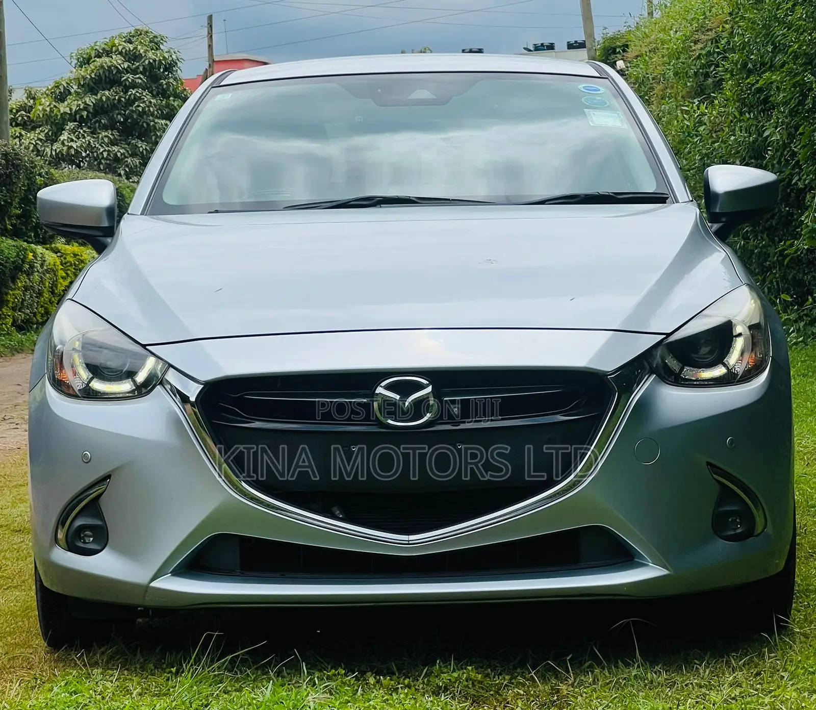 Mazda Demio 2019 Silver