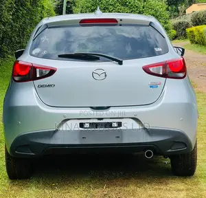Mazda Demio 2019 Silver