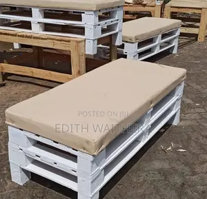 Pallet Padded Benches