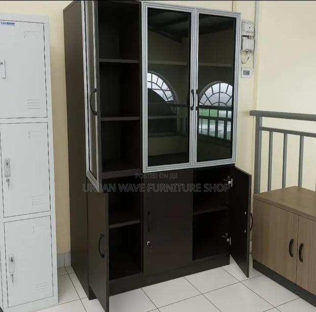 Top Classic Stylish Office Cabinet 