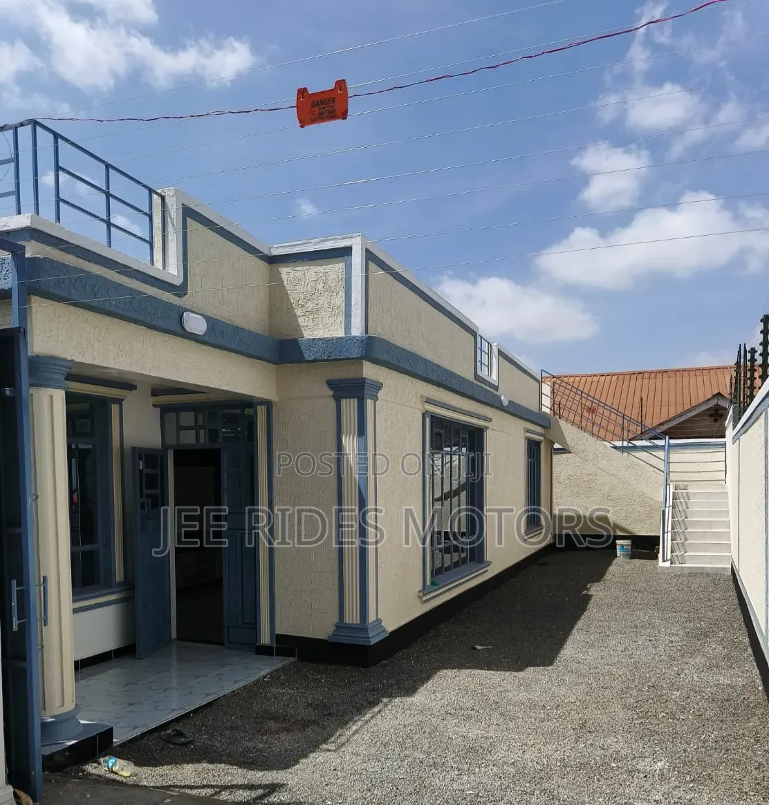 3bdrm Bungalow in Landless, Nairobi Central for sale