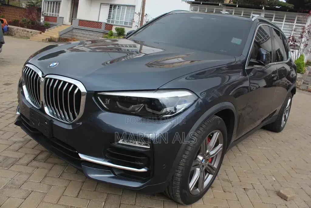 BMW X5 M50d 2020 Gray