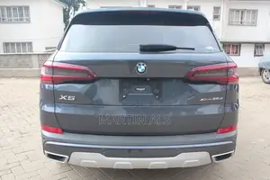 BMW X5 M50d 2020 Gray