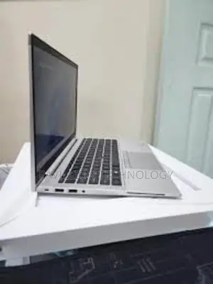 Laptop HP EliteBook 845 G7 16GB AMD Ryzen 5 SSD 512GB