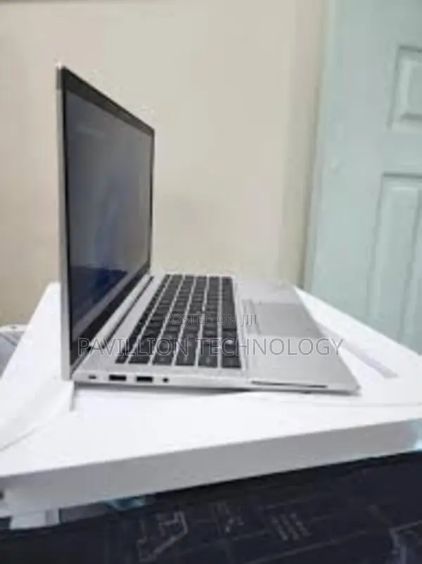 Laptop HP EliteBook 845 G7 16GB AMD Ryzen 5 SSD 512GB