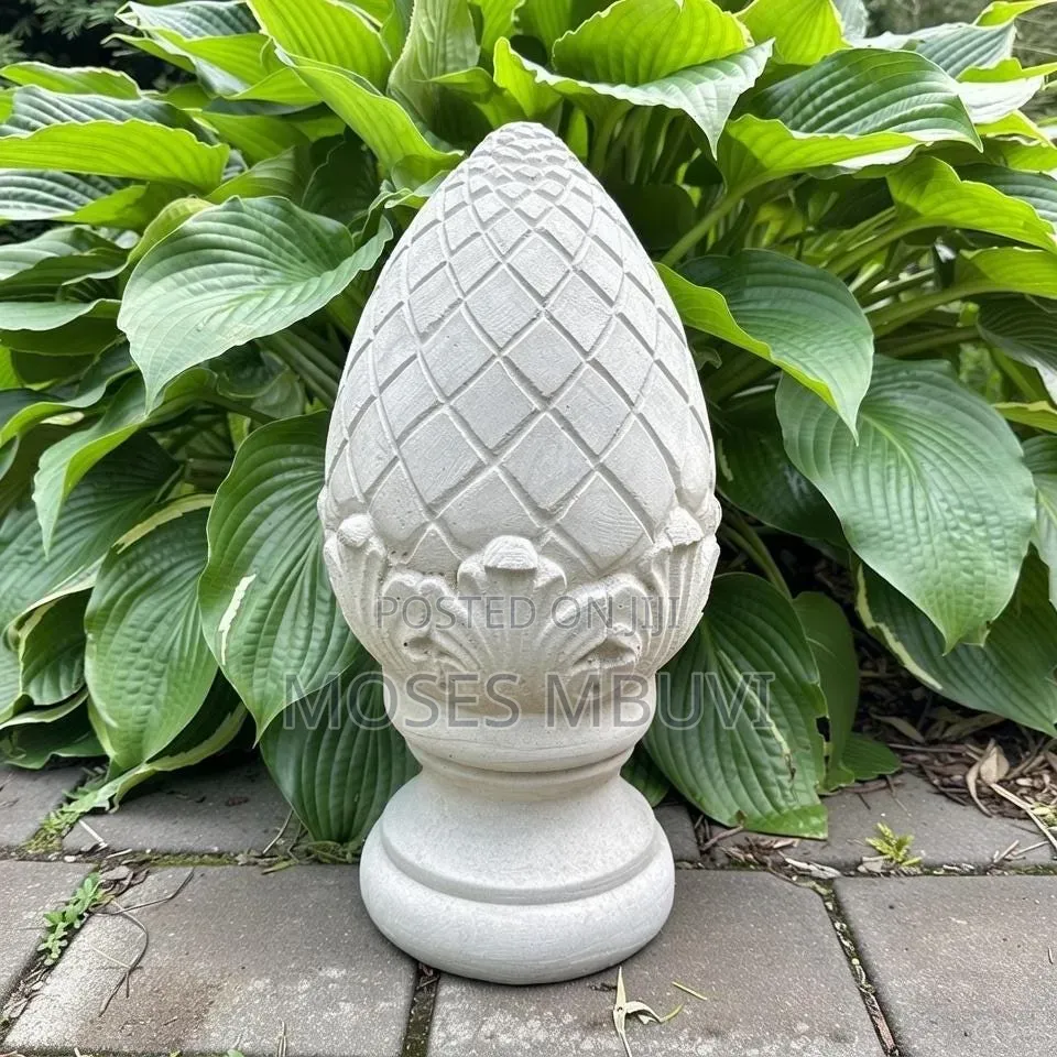 Beautiful Round Pillar Top Moulds