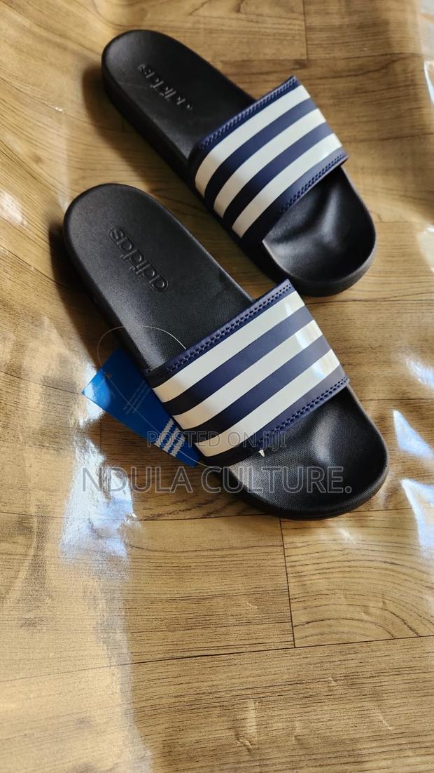Nike //Jordan //Adidas Benassi Slides - thumbnail 16