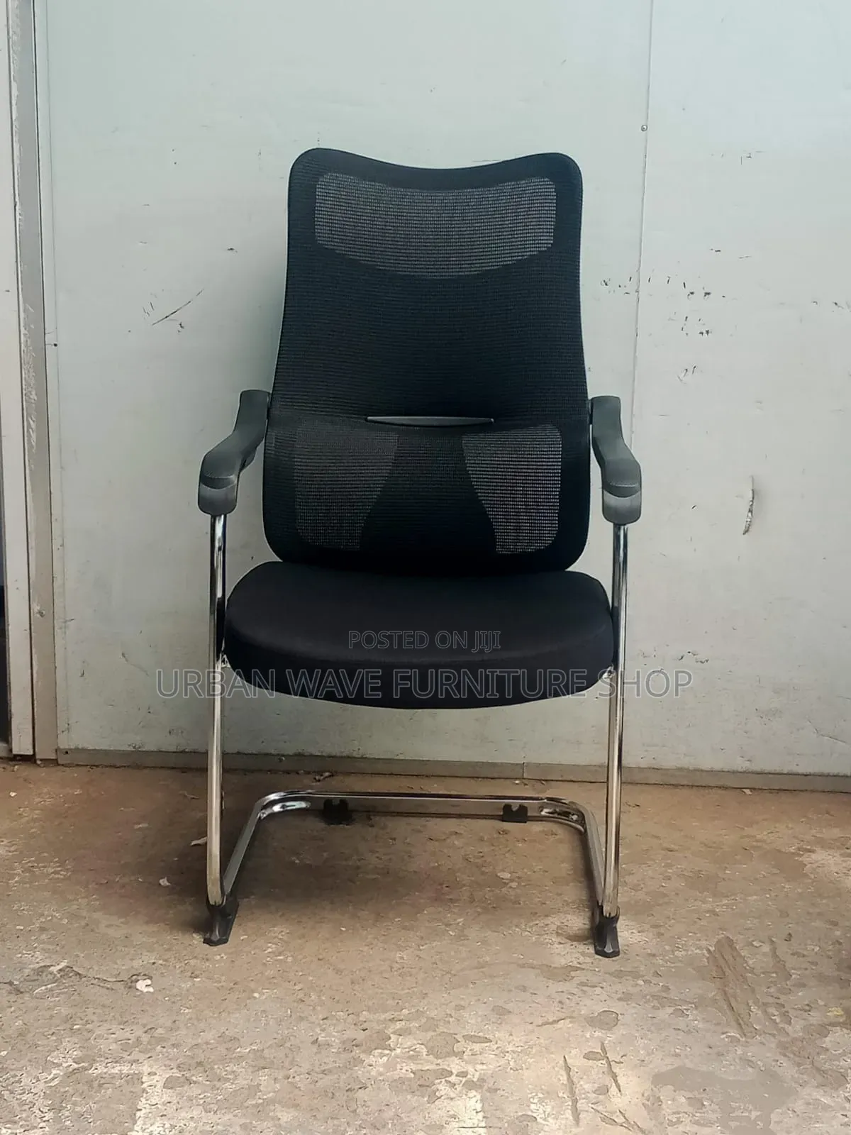 Exemplary Waiting Chair