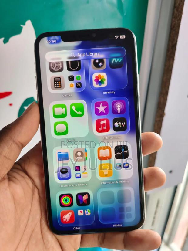 Apple iPhone 11 Pro Max 256 GB White - thumbnail 2