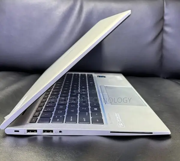 Laptop HP EliteBook 840 G8 8GB Intel Core i5 SSD 256GB