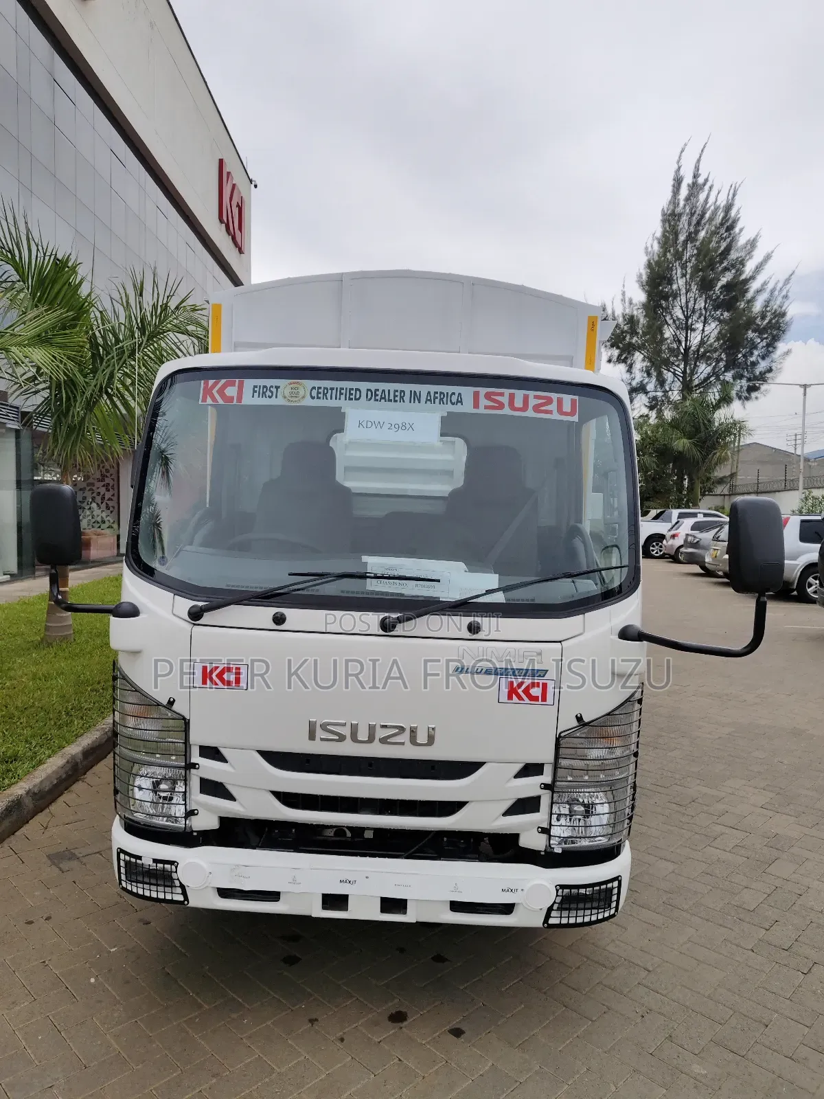 New Isuzu NQR Truck