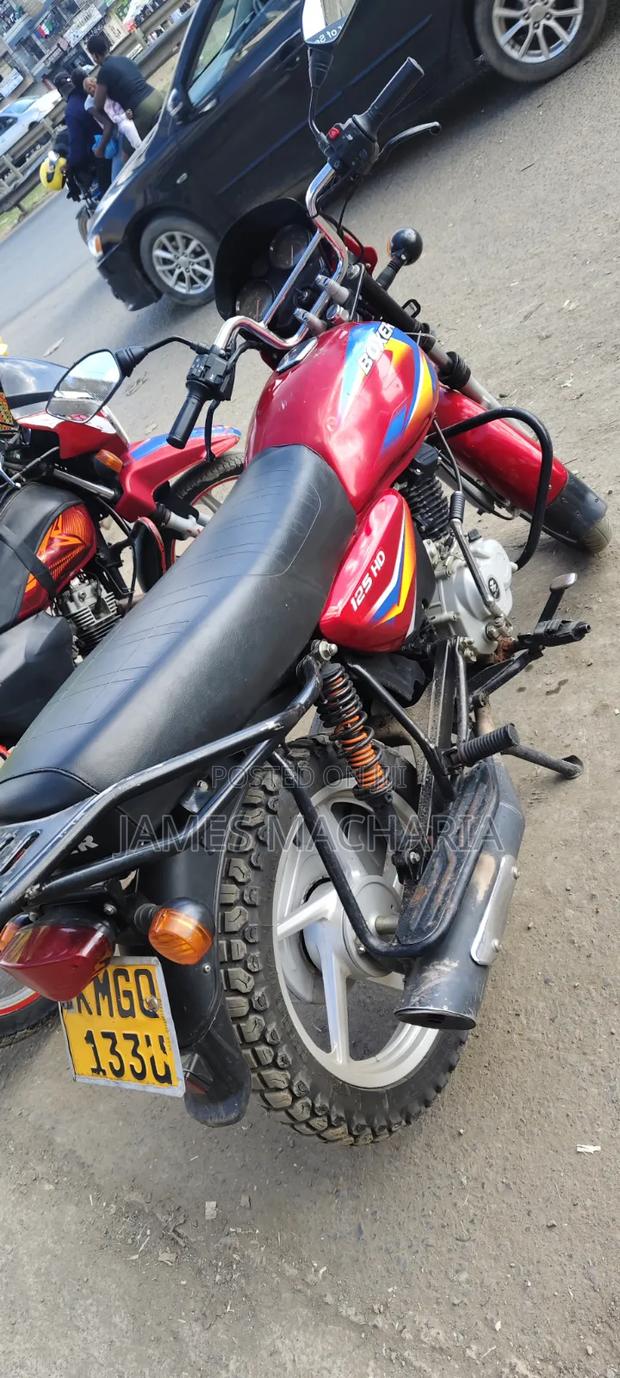 Bajaj Boxer 125 2026 Red - thumbnail 3