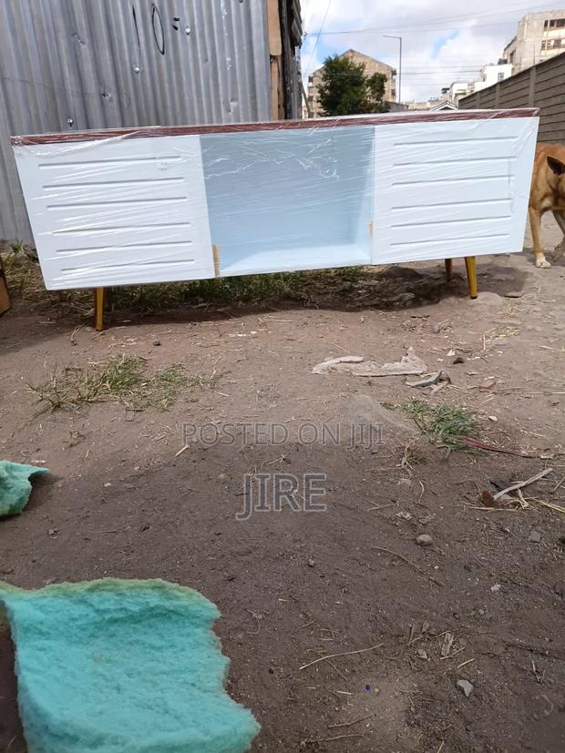 Quality Tv Stand - thumbnail 3