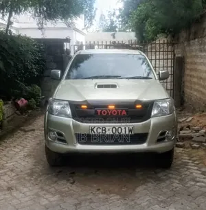 Toyota Hilux 2007 Silver