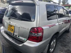 Toyota Kluger 2004 Silver