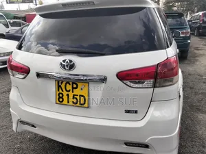 Toyota Wish 2011 White