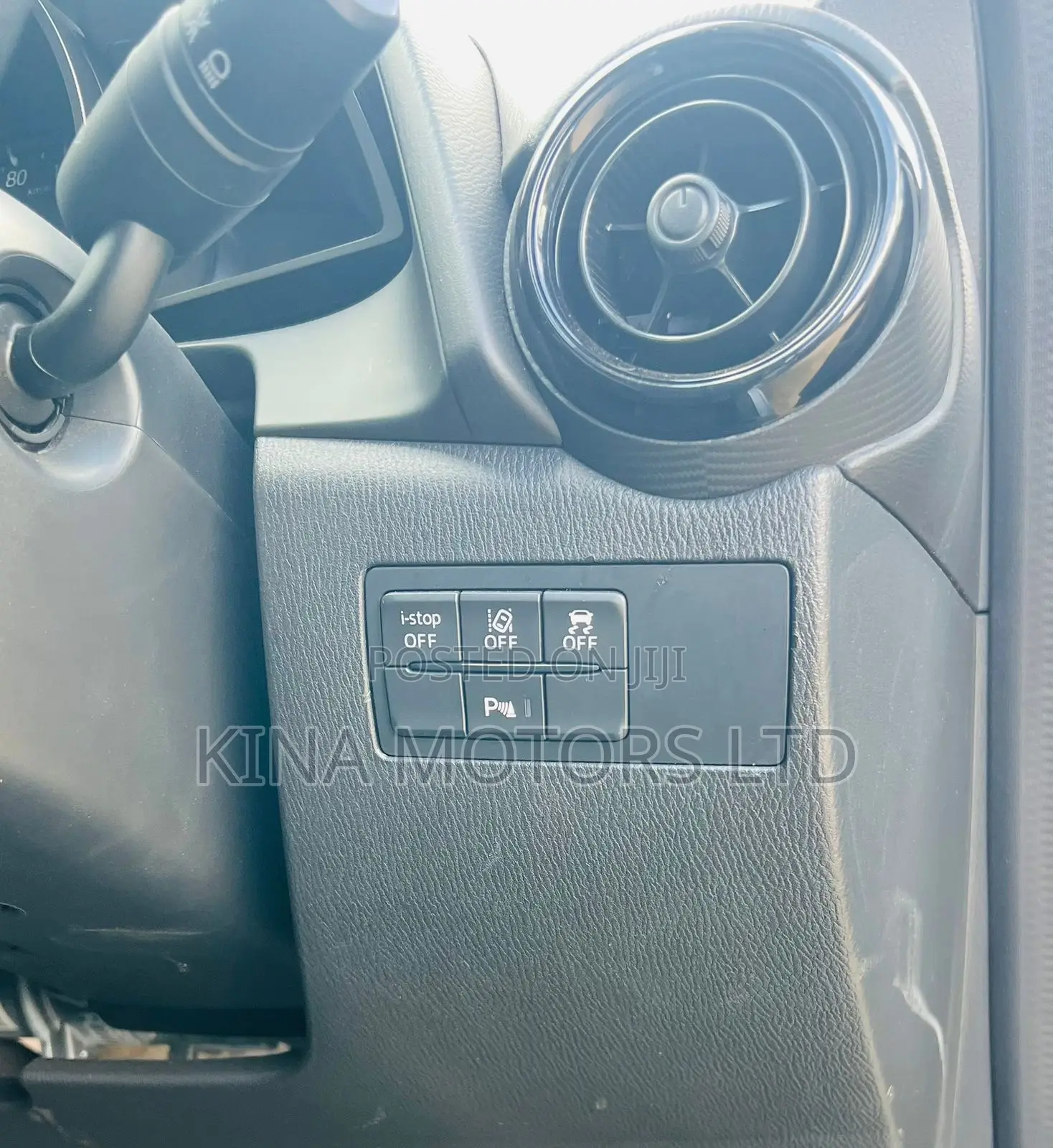 Mazda 2 2020 Silver