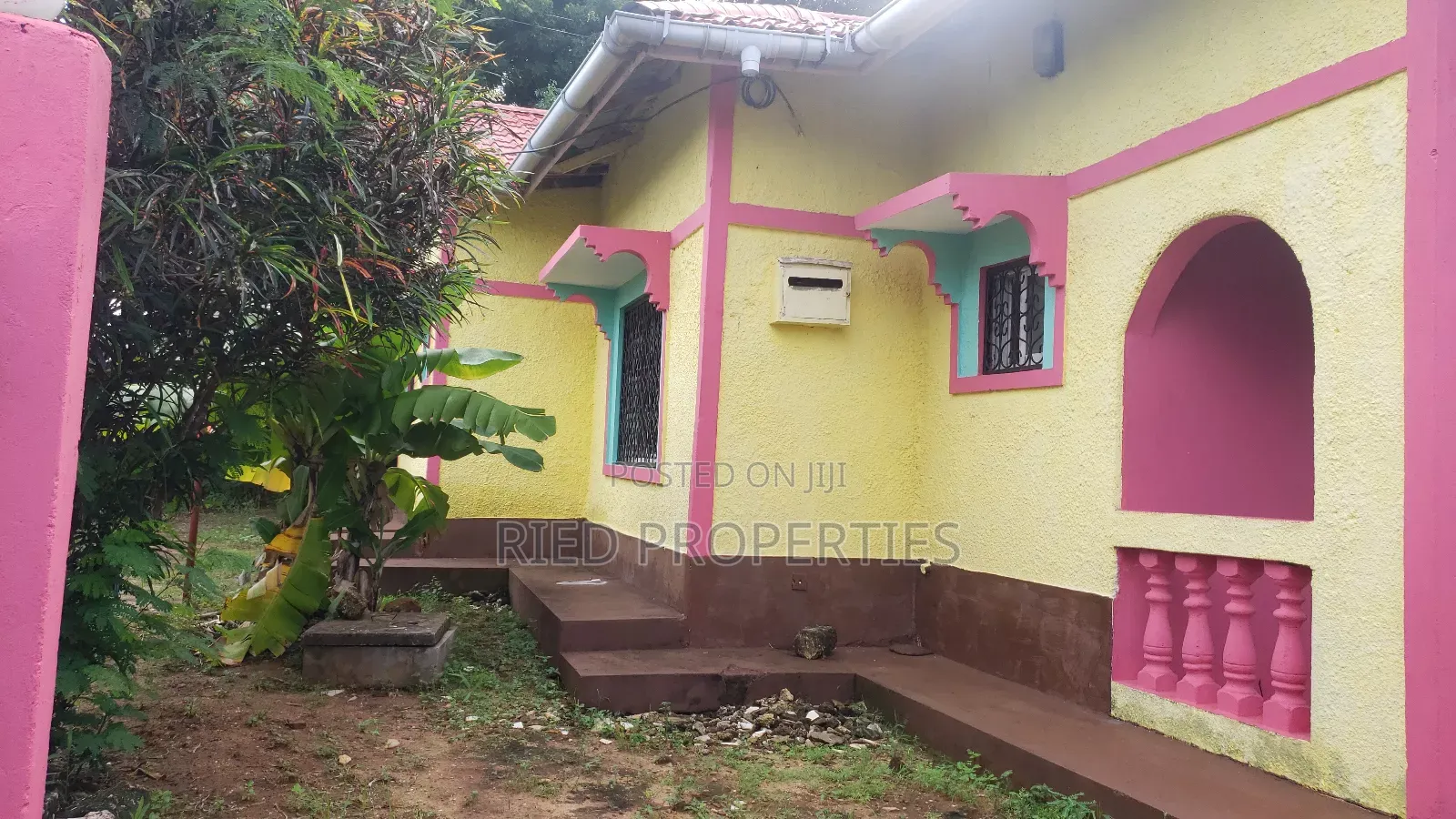 3bdrm Bungalow in Thalatha, Malindi for sale