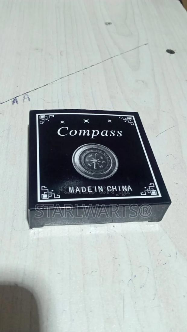 Pocket Compass for Camping, Scouts Hiking - thumbnail 2