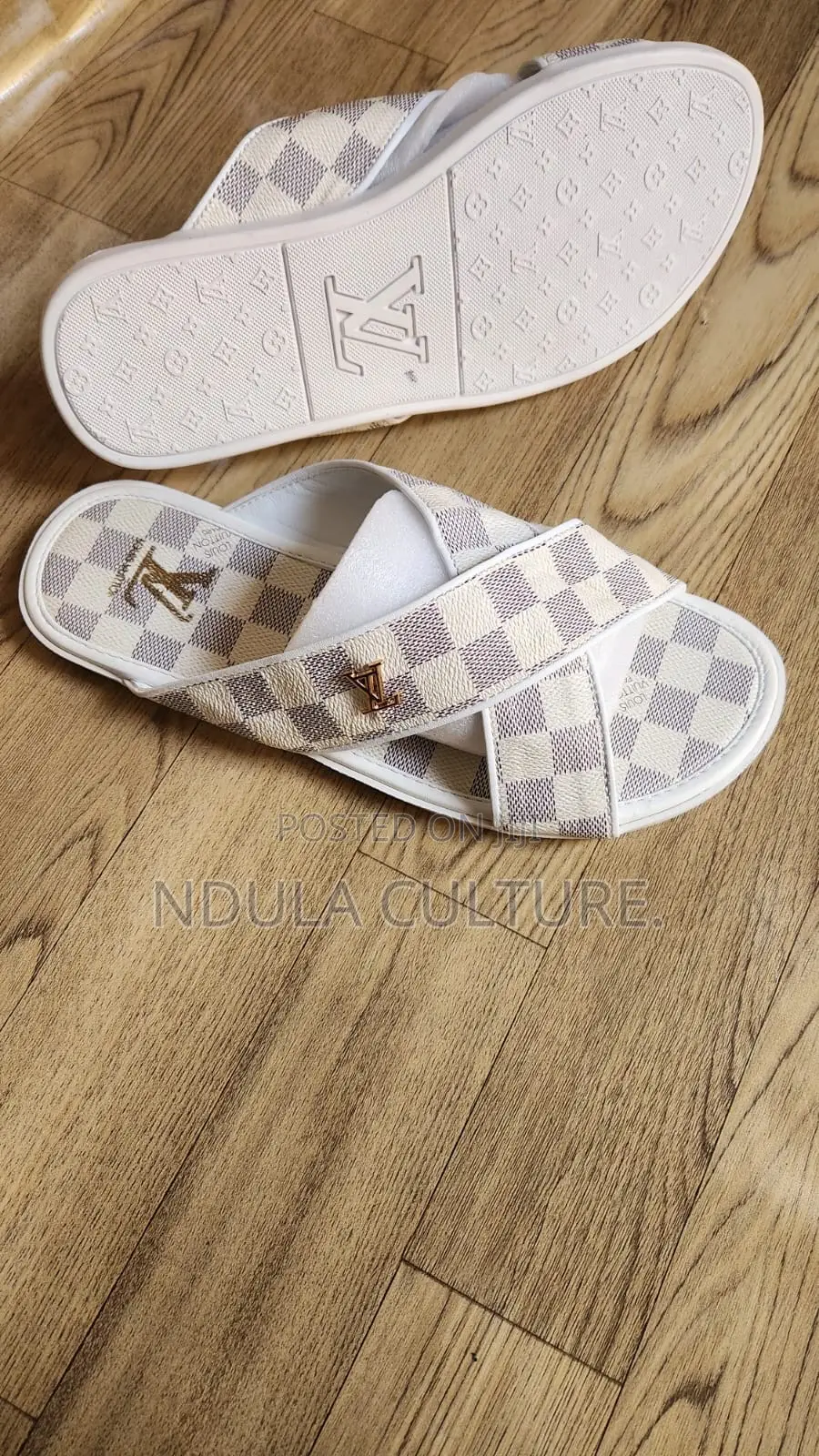 Sandals ,Designer House Verssace //Gucci Slip Ons Sandals