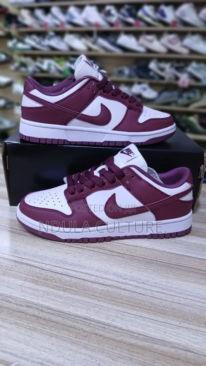 Multicolor Sb Dunk Sneakers