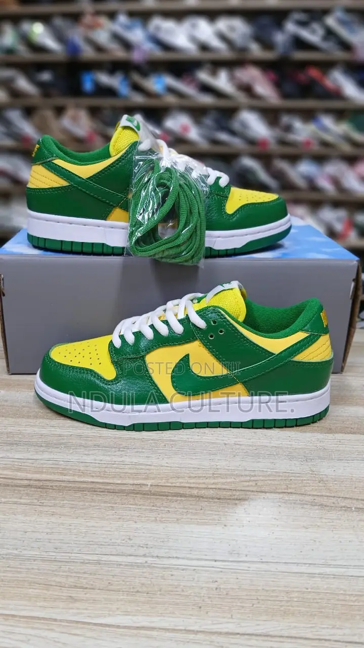 Multicolor Sb Dunk Sneakers
