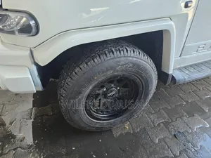 Toyota FJ Cruiser 2016 White