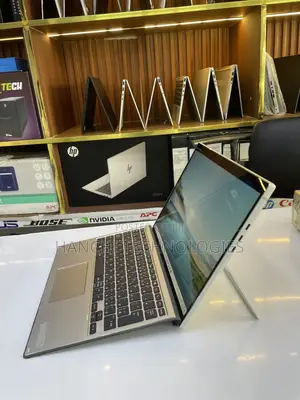Laptop HP X2 8GB Intel Core i5 SSD 256GB