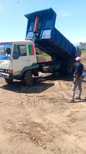 Mistubishi Fuso Tipper