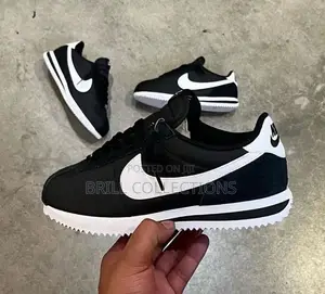 Nike Cortez