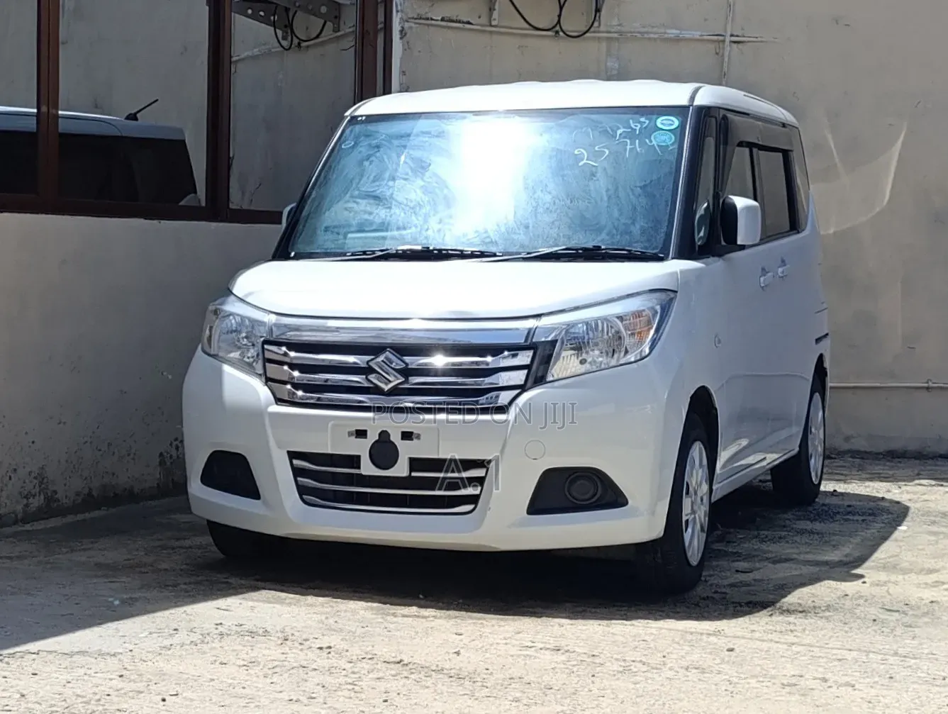 Suzuki Solio 2019 White