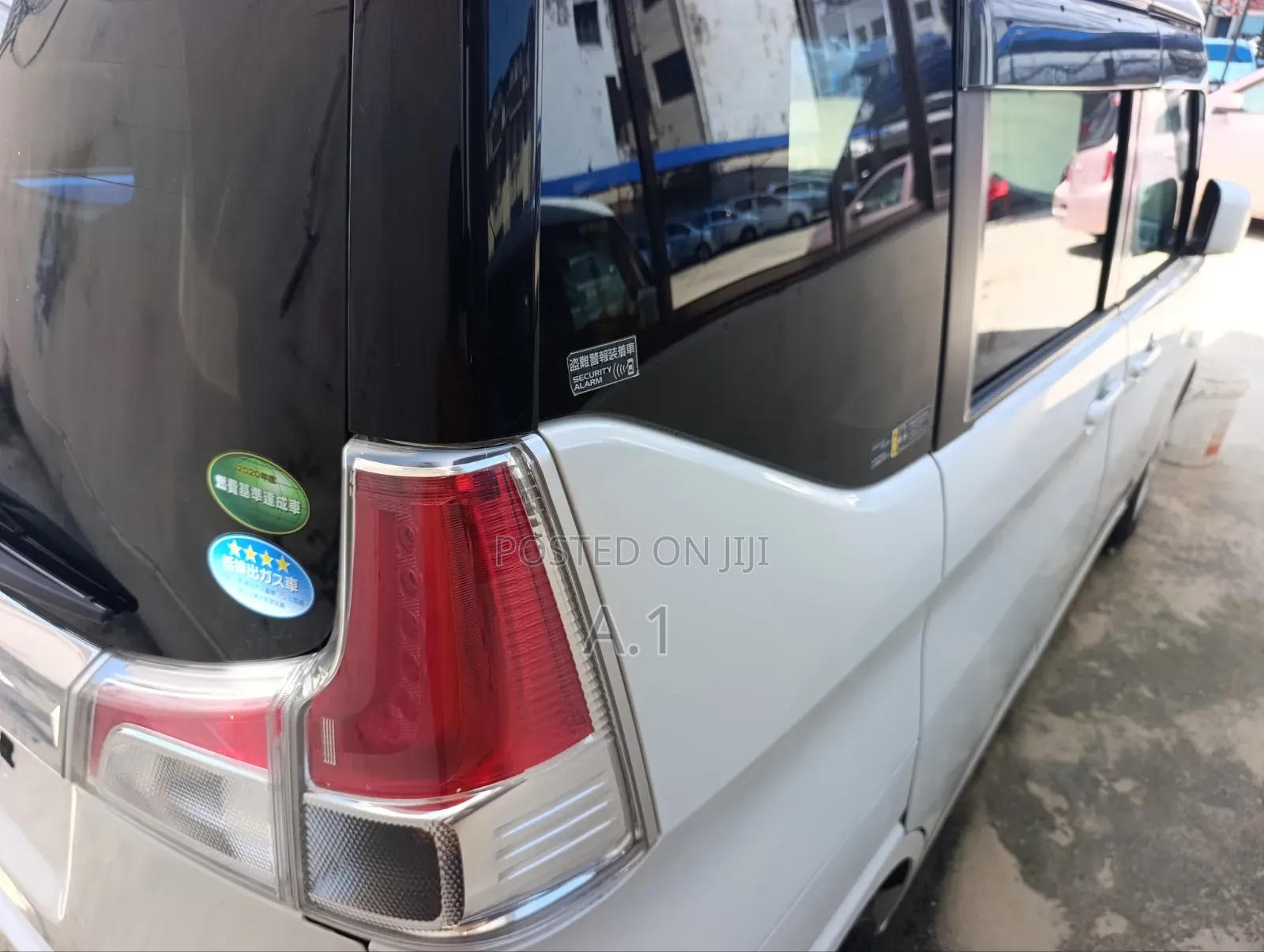 Suzuki Solio 2019 White