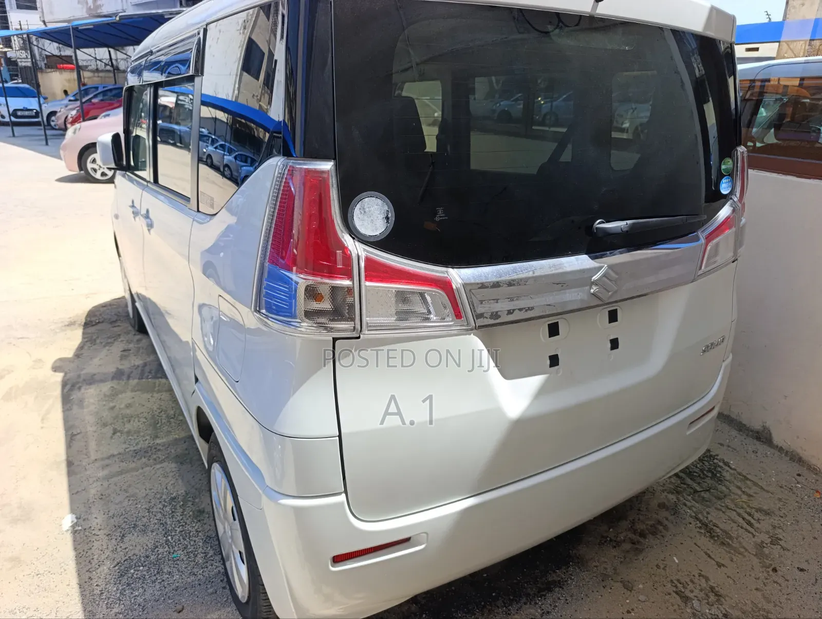 Suzuki Solio 2019 White