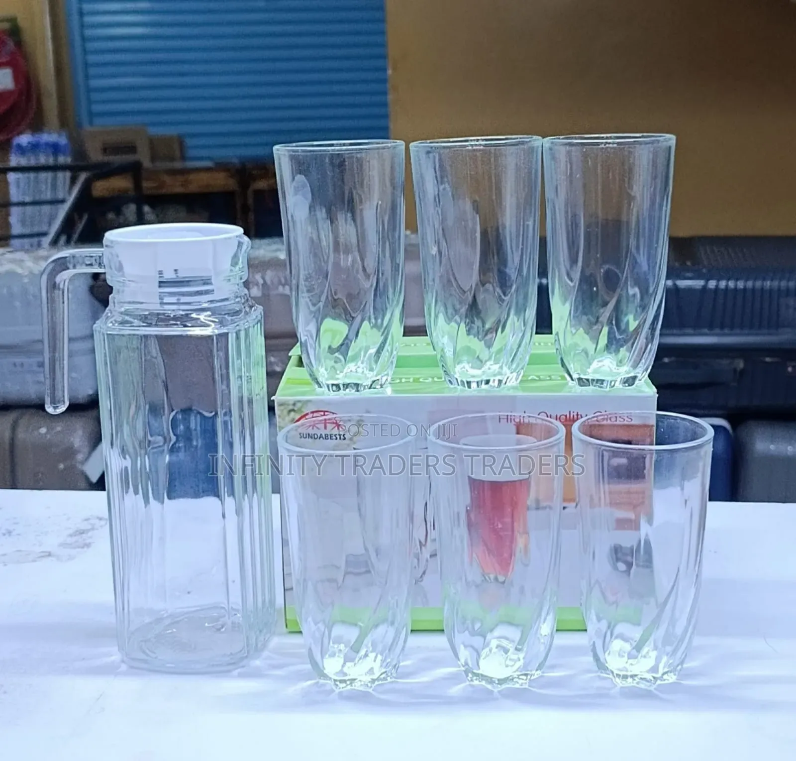 High Quality Water Set 
6 PCS Twisted Glasses