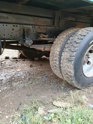 Isuzu NPR Lorry