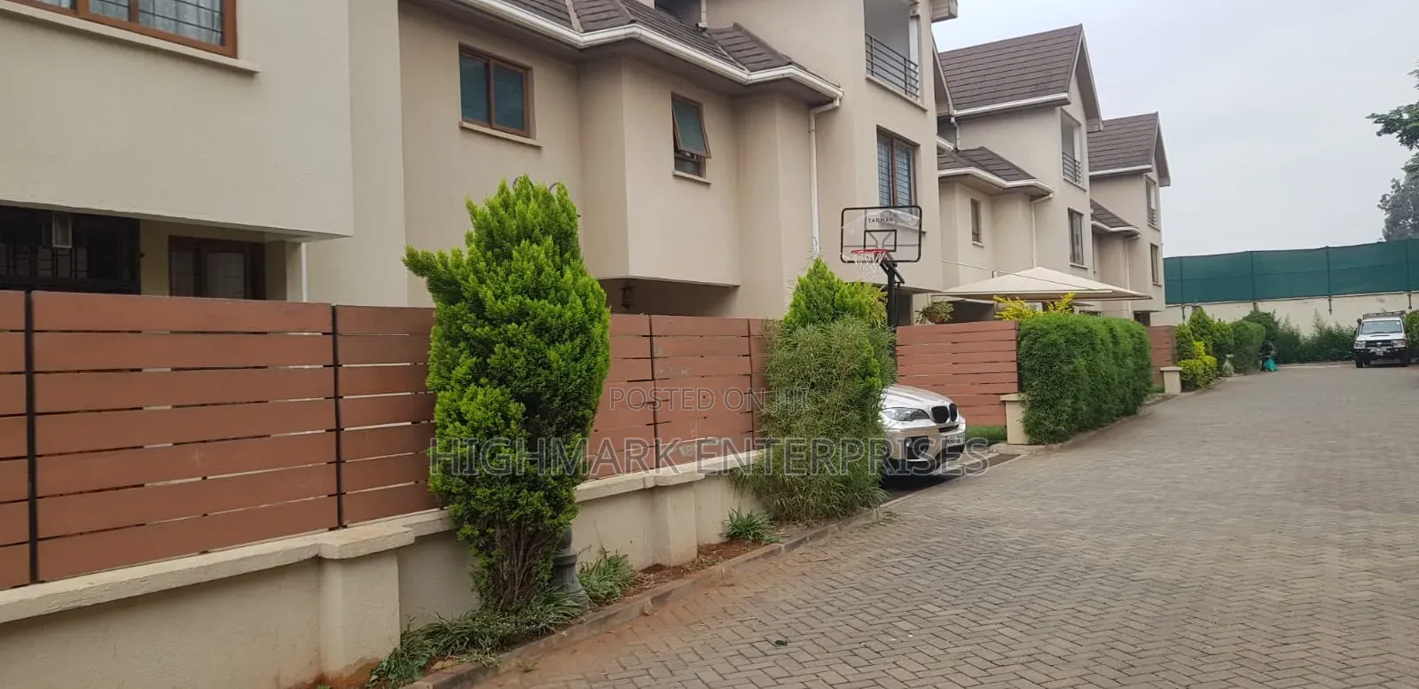 5bdrm Villa in Kaputei Gardens, Muthangari for rent
