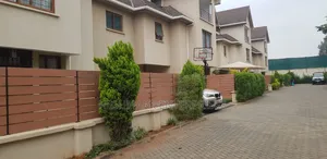 5bdrm Villa in Kaputei Gardens, Muthangari for rent