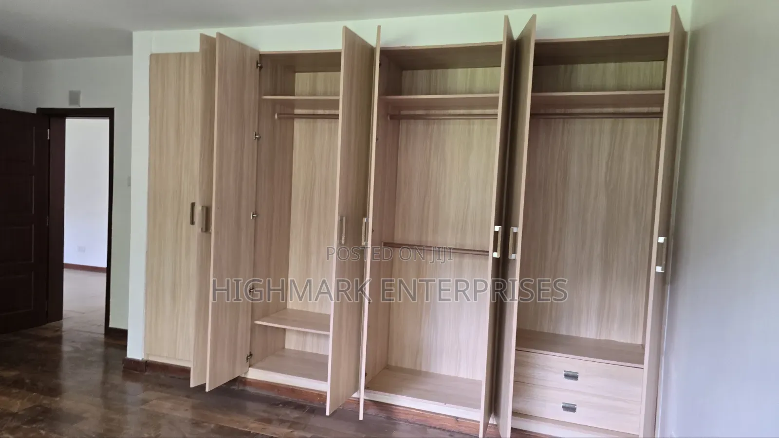 5bdrm Villa in Kaputei Gardens, Muthangari for rent